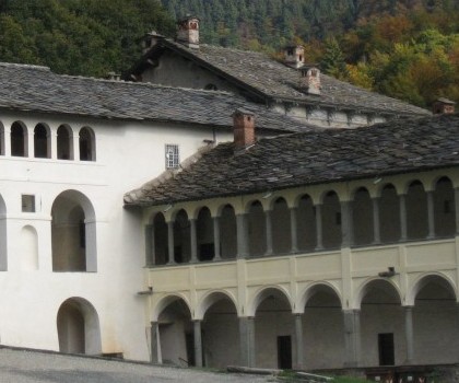 Restauro coperture a Oropa 9 Inizio lavori - Copertura dei padiglioni San Gioachino e Sant'Anna prima dell'intervento